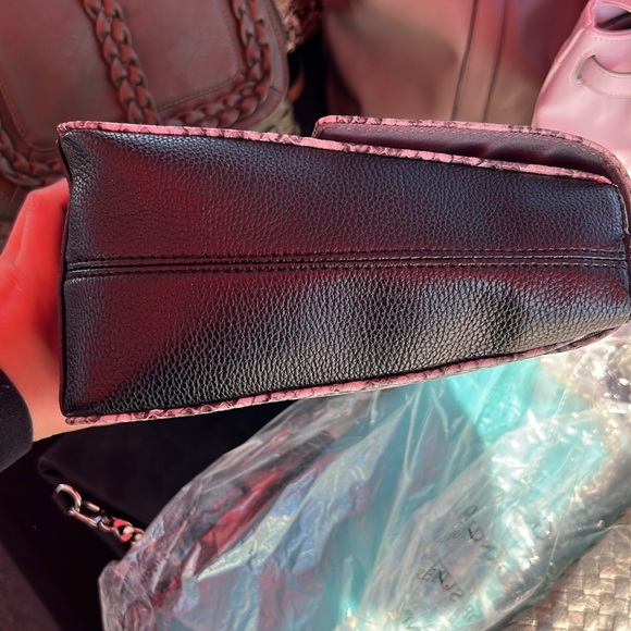 Gray snake print handbag with straps - Picture 3 of 5